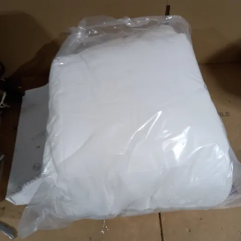 MODERN BEDROOM MAX 10.5 TOG DUVET