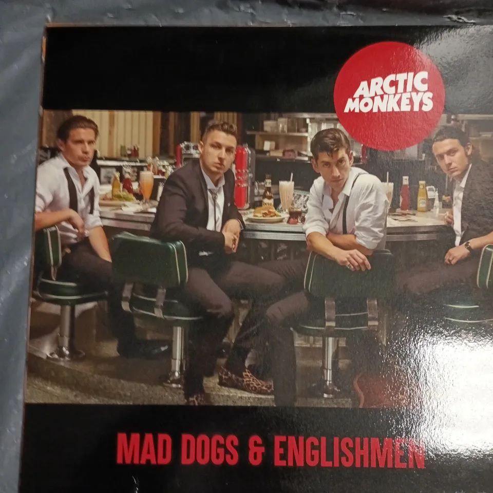 ARCTIC MONKEYS MAD DOGS & ENGLISHMEN VINYL 