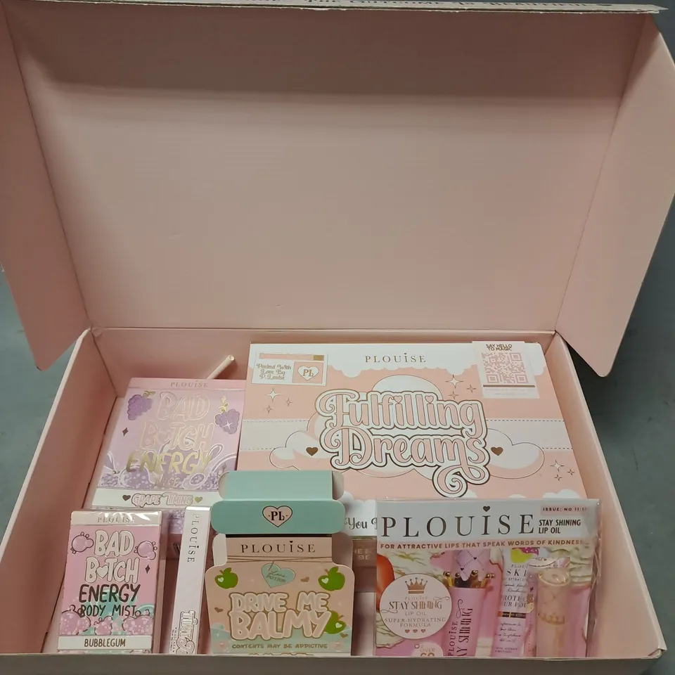 BOX OF APPROXIMATELY 6 ASSORTED PLOUISE COSMETIC PRODUCTS TO INCLUDE - FULFILLING DREAMS STORAGE BOX - DRIVE ME BALMY LIP BALM DUO - TINY TEARS MASCARA - ETC