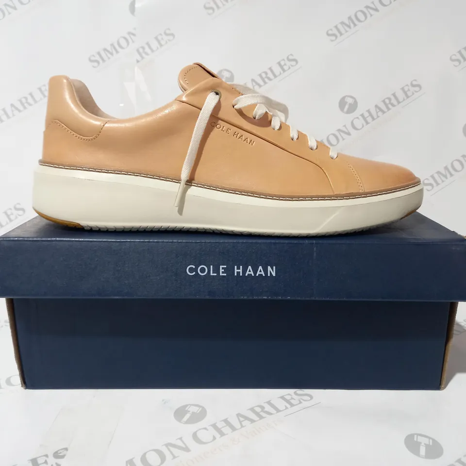 BOXED PAIR OF COLE HAAN GP TOPSPIN SNEAKERS IN PEACH COLOUR UK SIZE 12