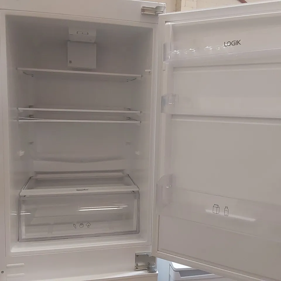 LOGIK LIFF5024 INTEGRATED 50/50 FRIDGE FREEZER
