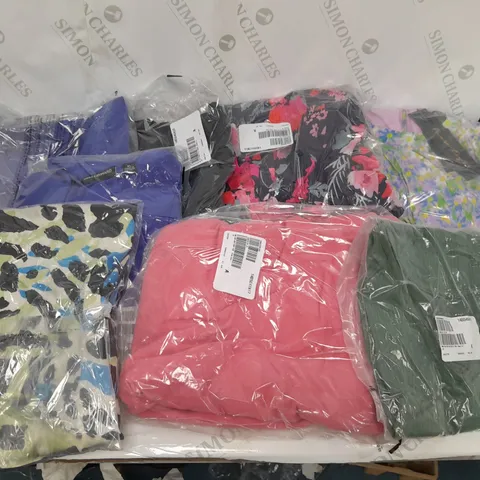 LARGE BOX OF ASSORTED CLOTHING ITEMS IN VARIOUS SIZES AND COLOURS