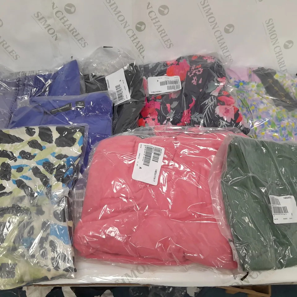 LARGE BOX OF ASSORTED CLOTHING ITEMS IN VARIOUS SIZES AND COLOURS