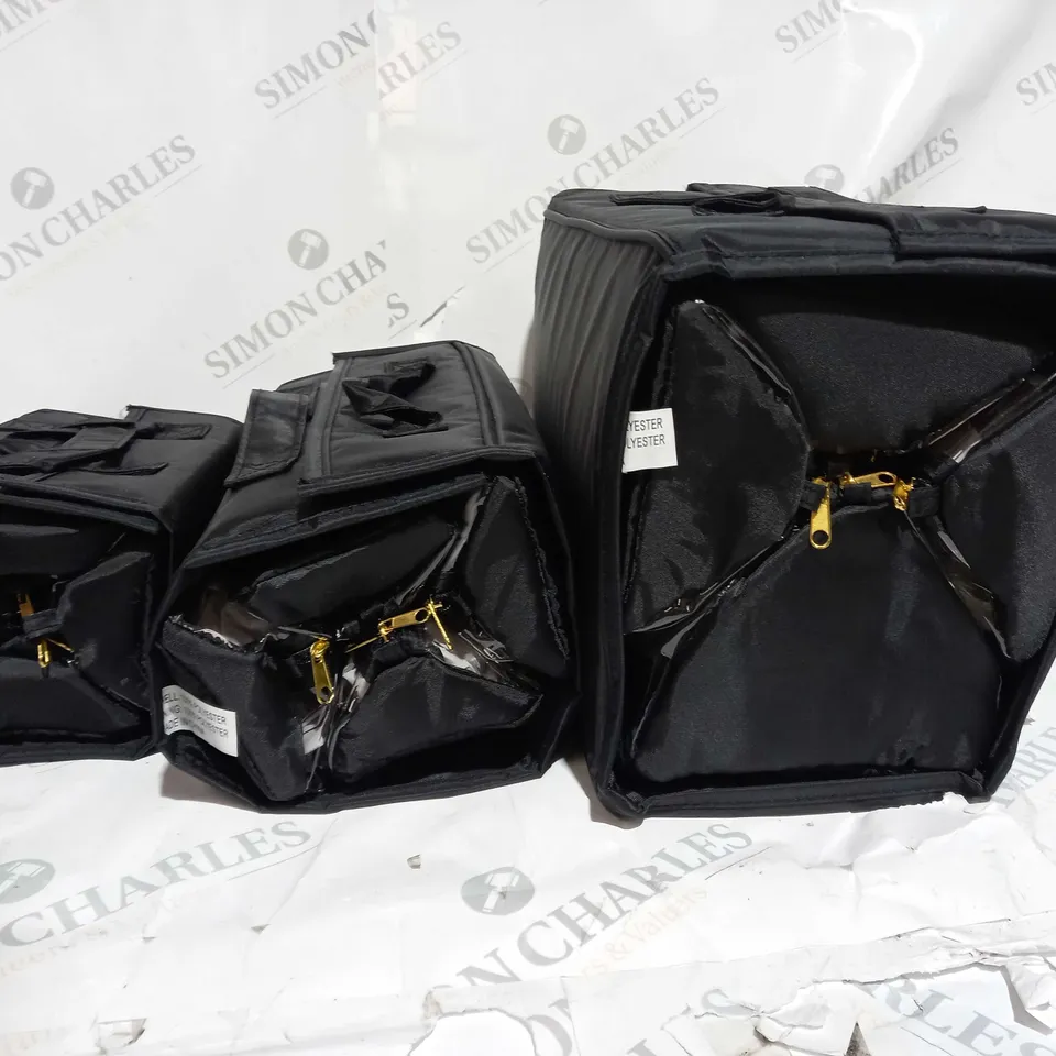 ORGANISED OPTIONS SET OF ROLL UP STORAGE CASES 