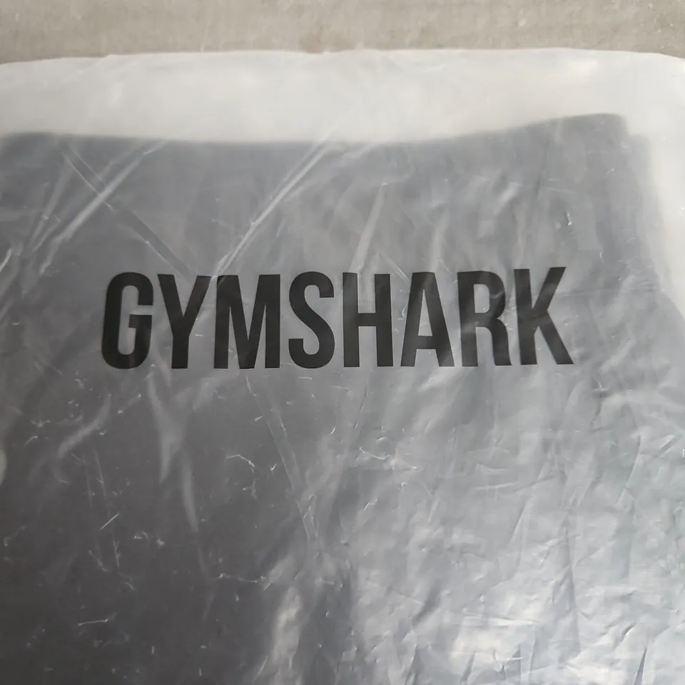 GYMSHARK TRAINING LOOSE FIT SHORTS – BLACK, SIZE S