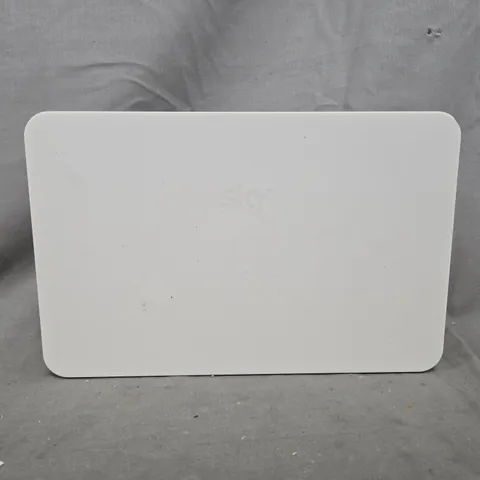 SKY SR213A-02-UK-WHT WI-FI HUB