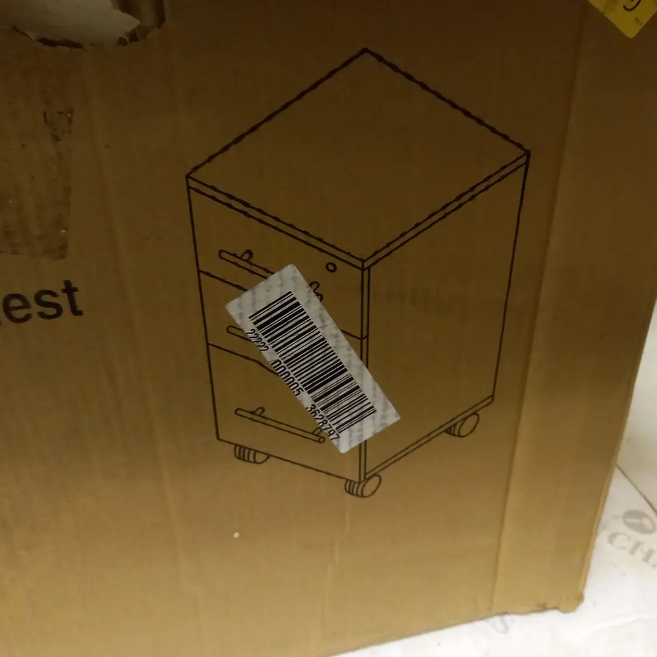 MMT - OFFICE 3 DRAWERS UNIT 65CM TALL, LOCKING, MOBILE, ON CASTORS, BEECH - COLLECTION ONLY