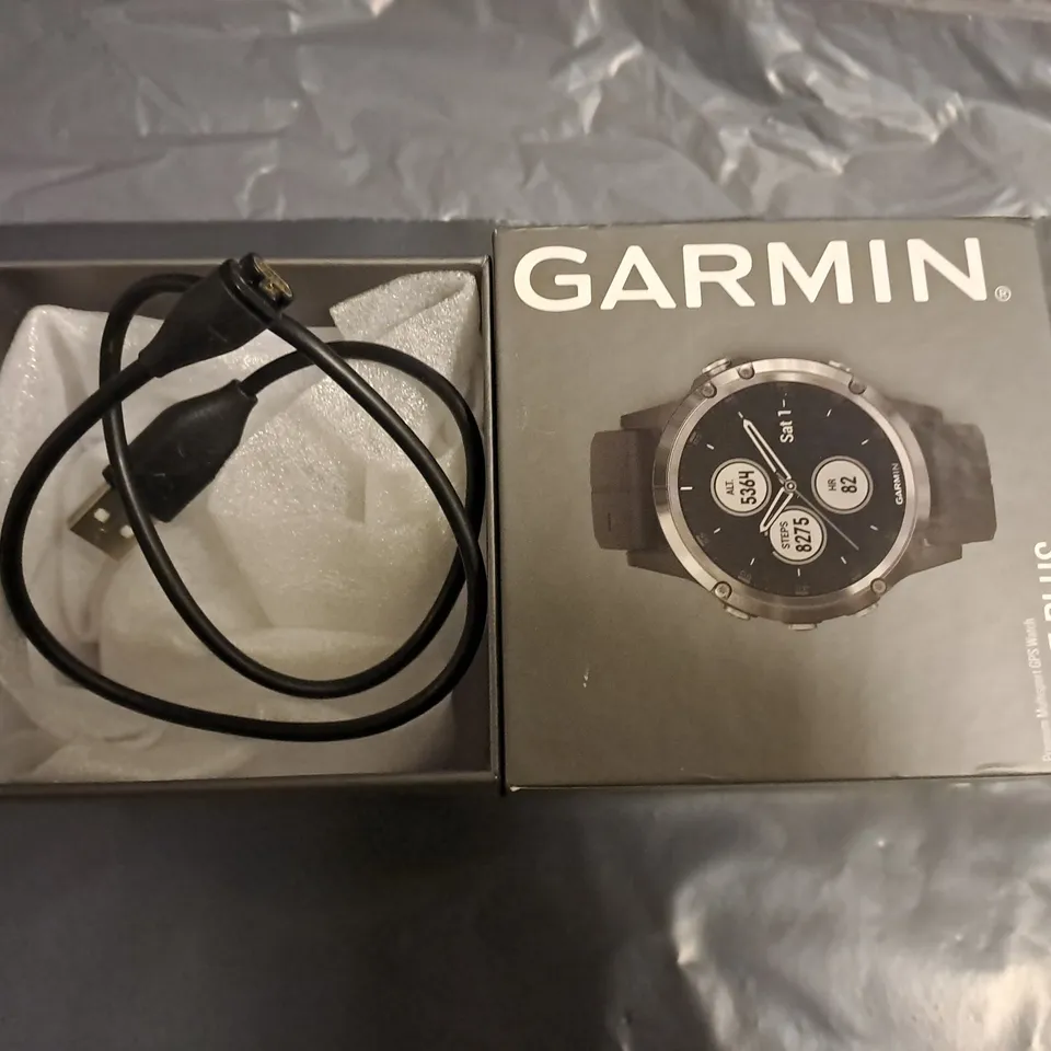 GARMIN FENIX 5 PLUS GPS WATCH