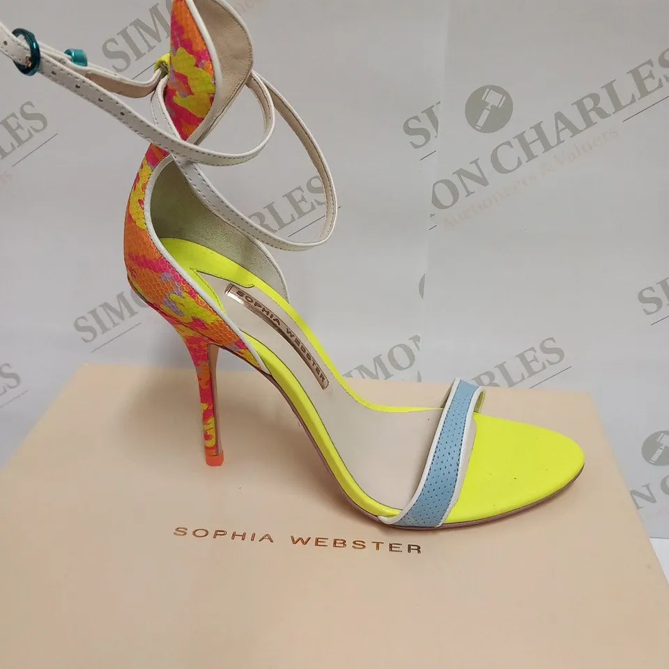 BOXED PAIR OF SOPHIA WEBSTER NICOLE PINK CAMO 100 SIZE 39