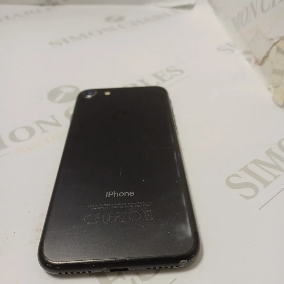 APPLE IPHONE MODEL A1778