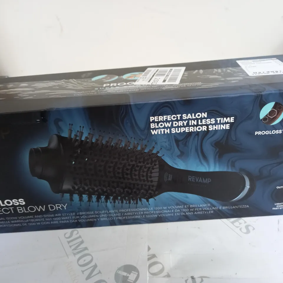 BOXED REVAMP PROGLOSS PERFECT BLOW DRY HAIRBRUSH RRP £60
