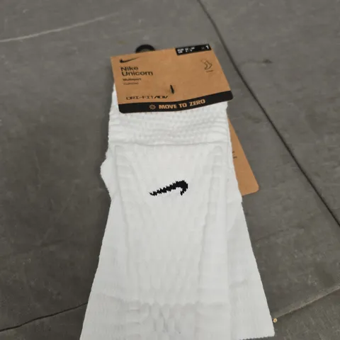 NIKE UNICORN DRI-FIT CREW SOCKS - SIZE 2/5