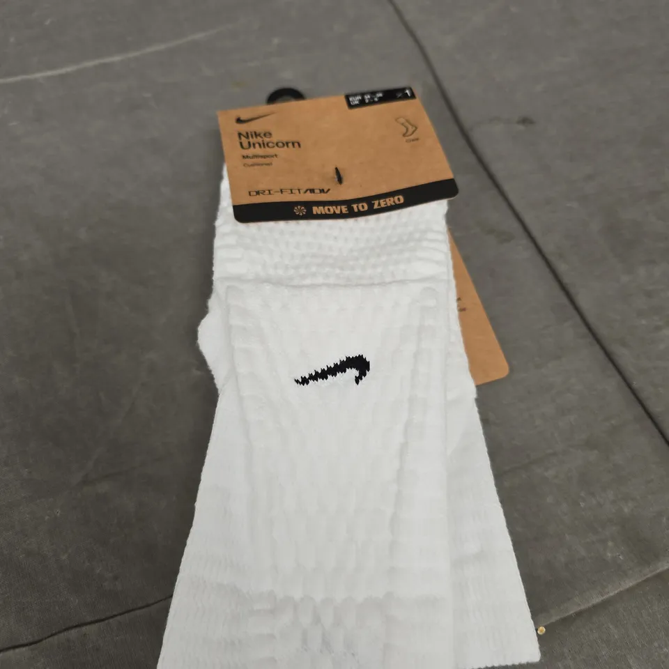 NIKE UNICORN DRI-FIT CREW SOCKS - SIZE 2/5