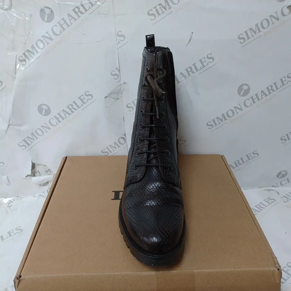BOXED PAIR OF DUNE PRESTONE HIKER BOOTS REPTILE SIZE 9