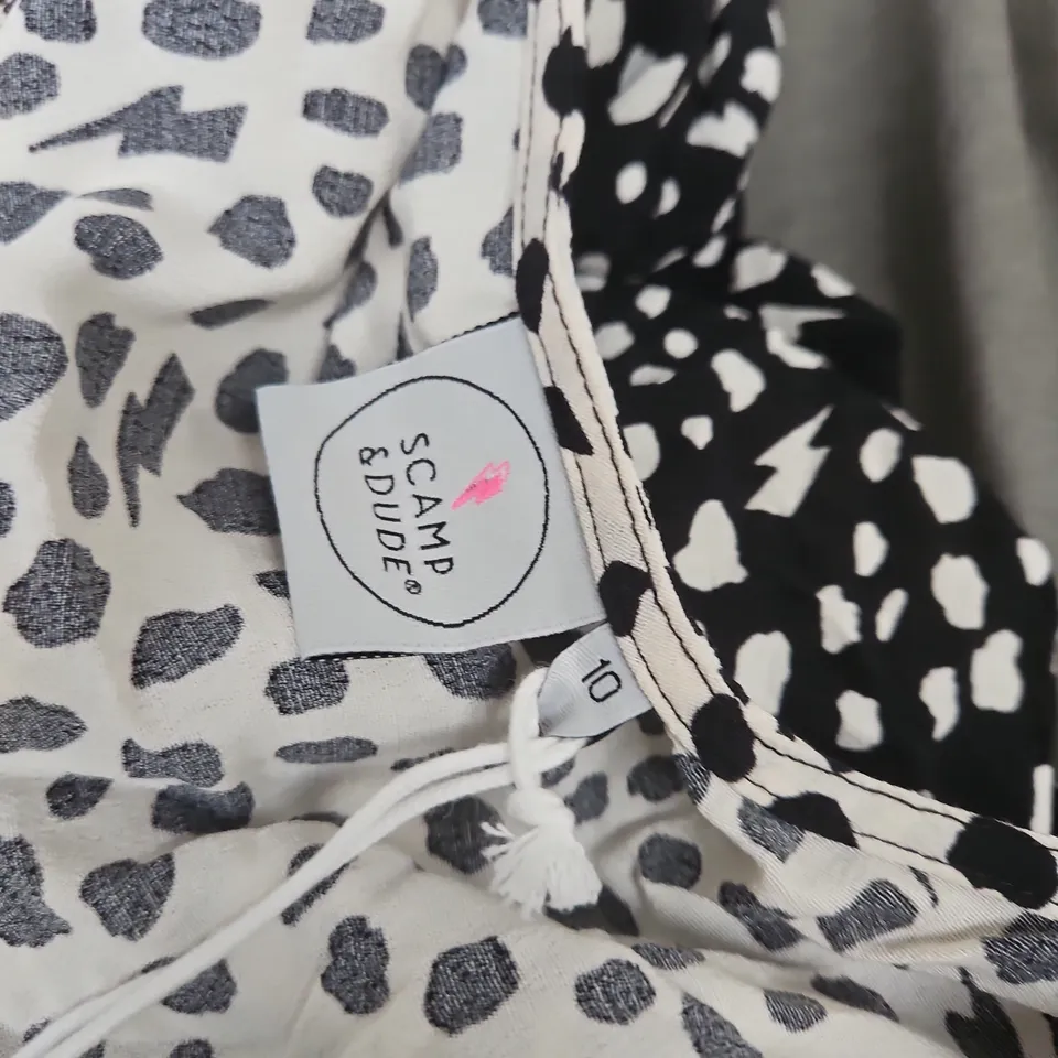 SCAMP & DUDE WOMEN'S PUFF SLEEVE TEA DRESS – DALMATIAN PRINT, SIZE 10