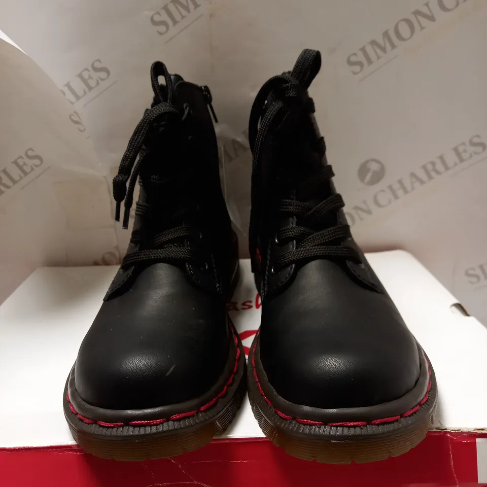 RIEKER LACE UP ANKLE BOOTS BLACK - SIZE 6