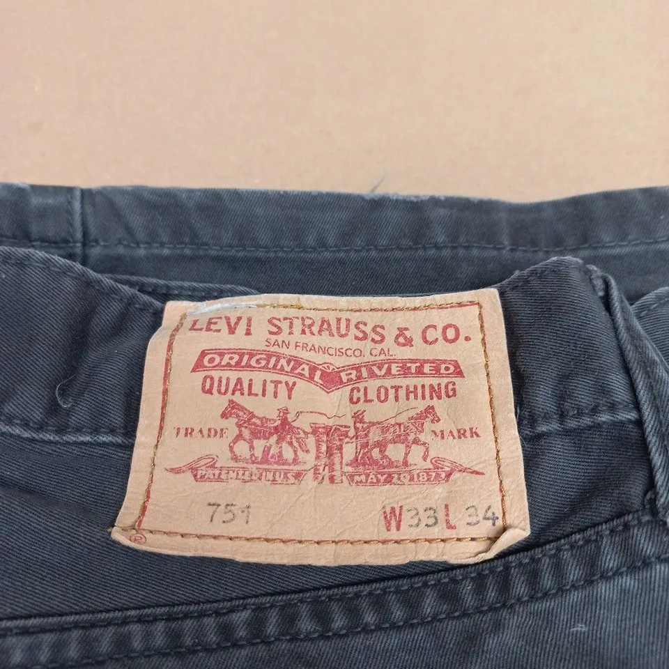 LEVI'S 751 JEANS – MEN'S, WAIST 33IN, INSEAM 24IN (W33 L24)