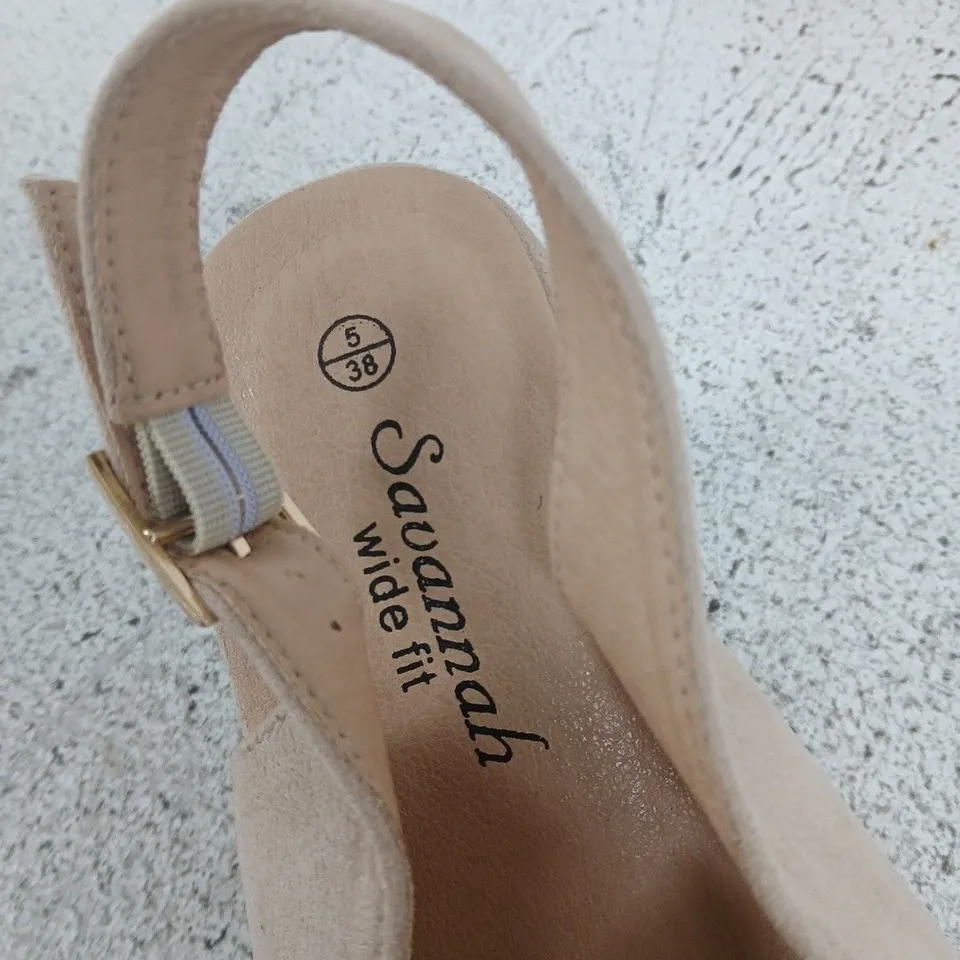 WOMEN'S BEIGE WEDGE SAVANNAH SANDALS – UK 5 (EU 38) WIDE FIT