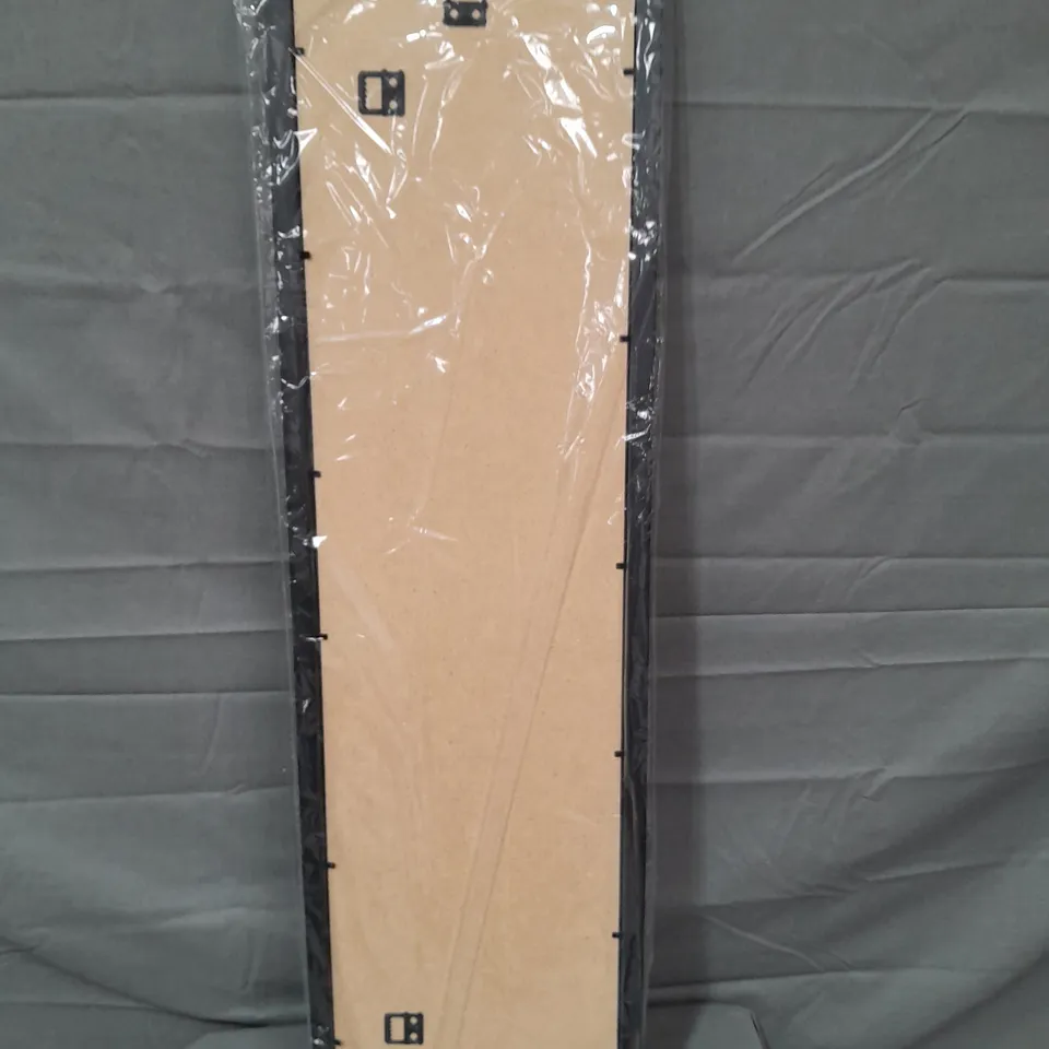 LARGE PICTURE FRAME FITS 6 PHOTOS