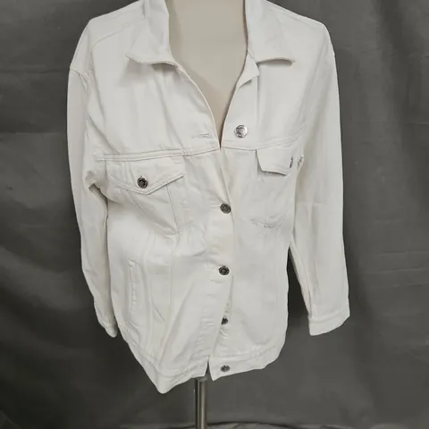 PULL & BEAR DENIM JACKET IN WHITE SIZE EUR S