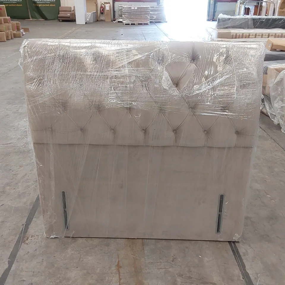 BAGGED DESIGNER 135cm DOUBLE SIZE VELVET UPHOLSTERED HEADBOARD