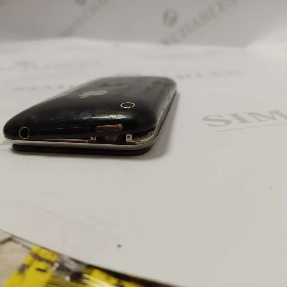 APPLE IPHONE A1303