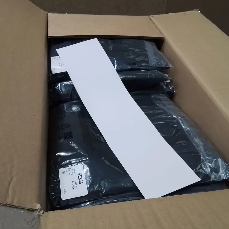 BOXED BRAND NEW APPROXIMATELY 25 JD WILLIAMS BLACK SKIRT SIZE 20