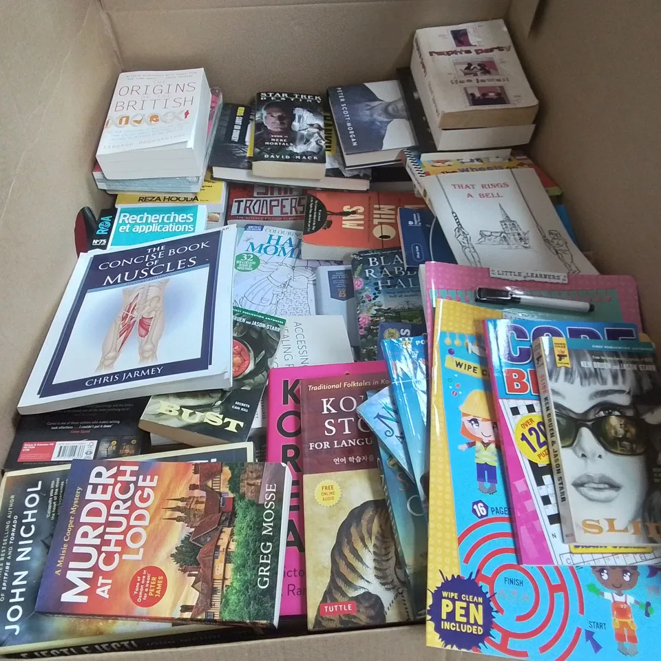 LARGE QUANTITY OF ASSORTED BOOKS TO INCLUDE A HAUNTING HILL, KOREAN STORIES, WOMEN HOLDING THINGS AND THIEVES GAMBIT