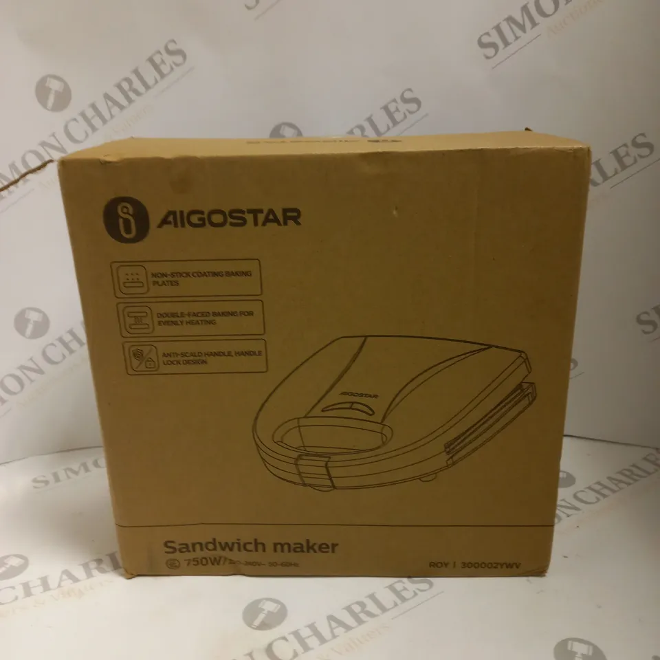 BOXED AIGOSTAR 750W SANDWICH MAKER BLACK