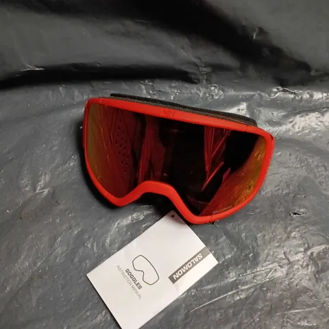 SALOMON AKSIUM 2.0 SKI GOGGLES – CHERRY TOMATO / MID-RED