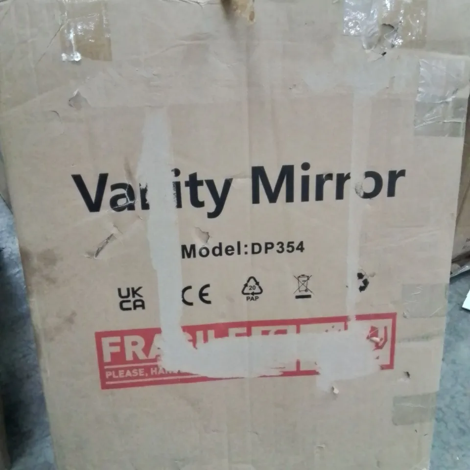 BOXED VANITY MIRROR DP354