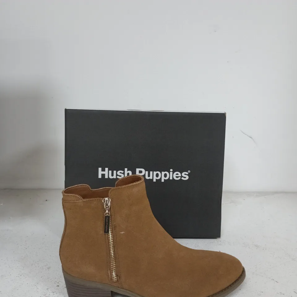 HUSH PUPPIES SUEDE ANKLE BOOT – BROWN SIZE 7