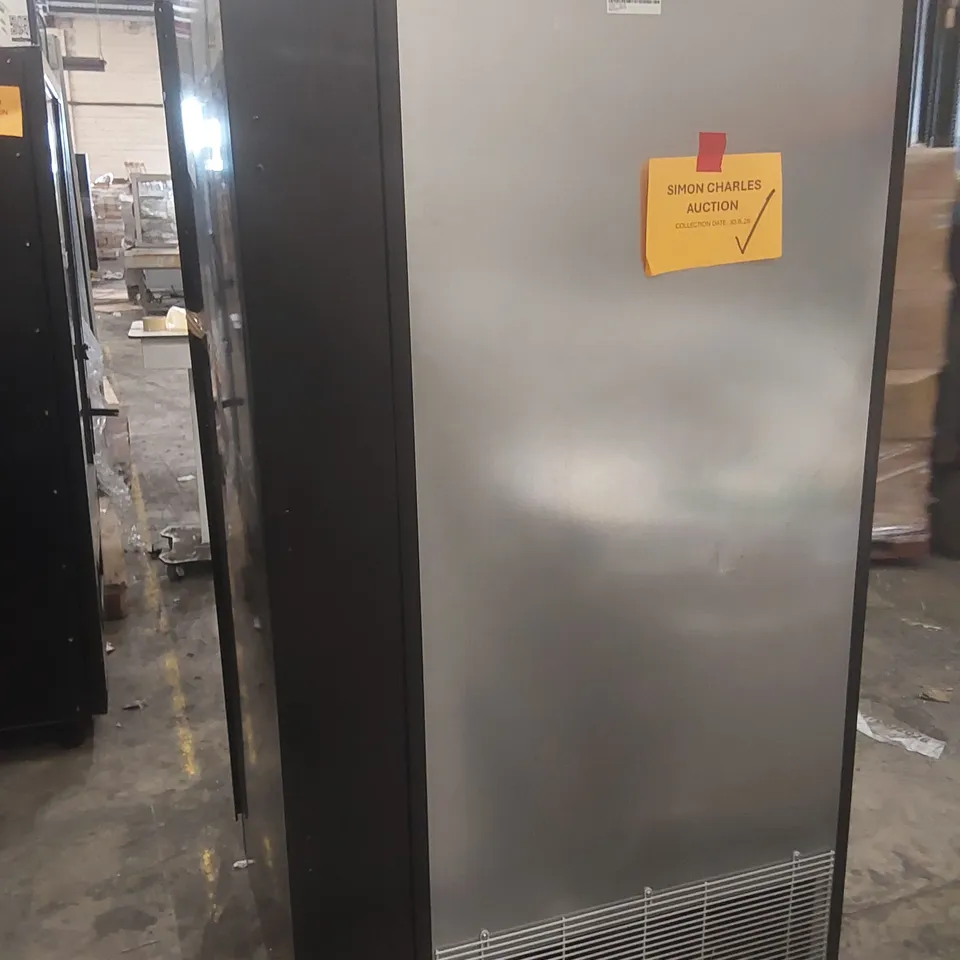 VENDO SANDEN VENDING MACHINE