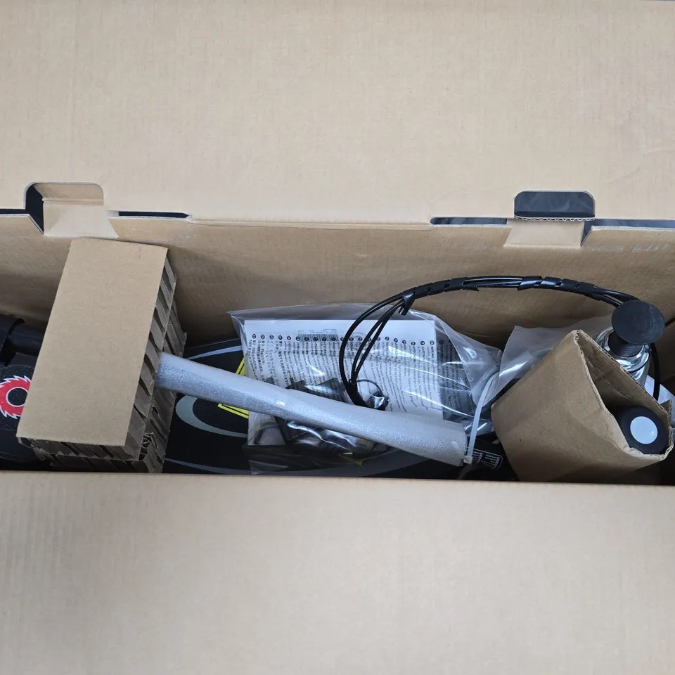 BOXED RAZOR POWERCORE E90 ELECTRIC SCOOTER IN BLACK - COLLECTION ONLY
