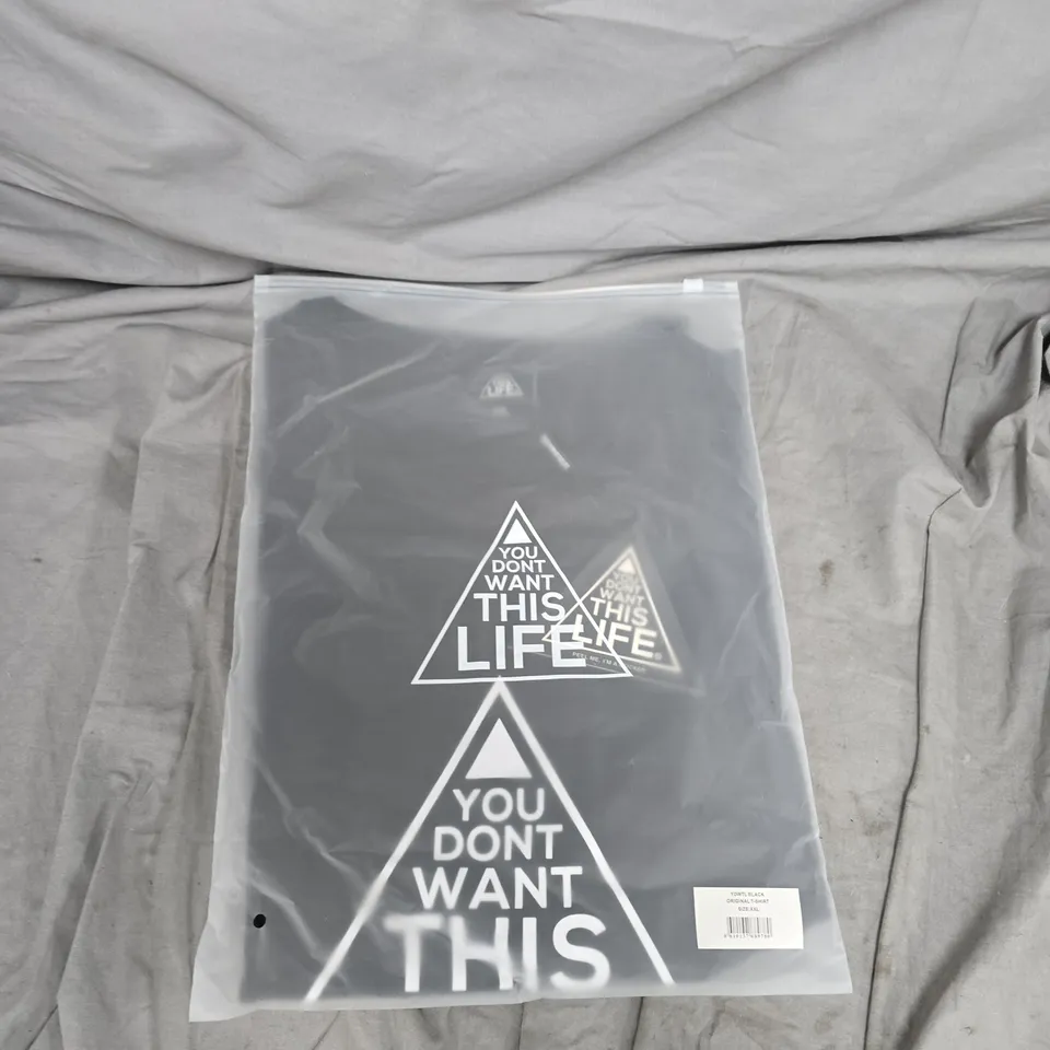 BAGGED YOU DONT WANT THIS LIFE ORIGINAL TEE = SIZE XXL