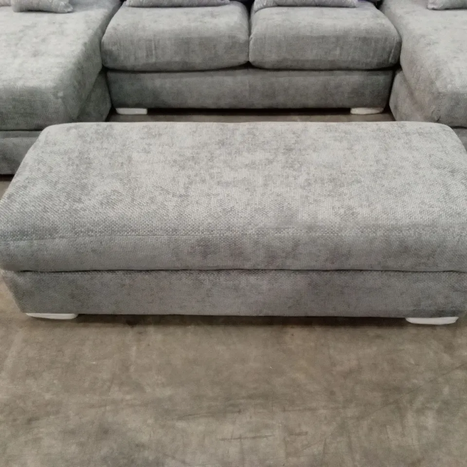 BROADGATE LARGE U-SHAPE MODULAR SOFA WITH FOOTSTOOL - GREY RRP £3399