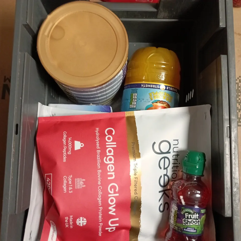 APPROXIMATELY 12 ASSORTED FOOD AND DRINKS ITEMS TO INCLUDE - NUTRITION GEEKS COLLAGEN GLOW UP 420G, REIGN ENERGY ORANGE DREAMSICLE, RUBICON PASSION ETC 