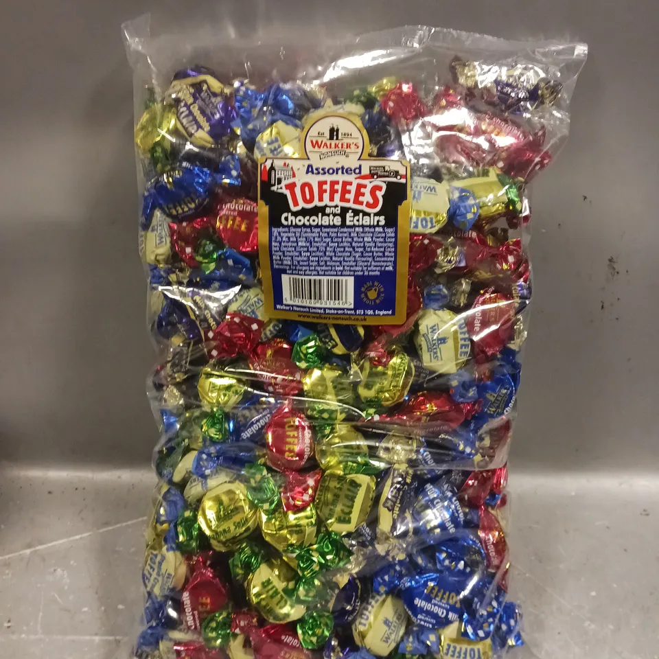 WALKER ASSORTED TOFFEES - 2.5KG