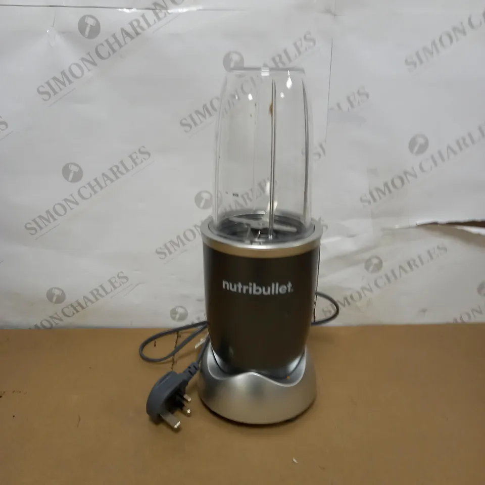 NUTRIBULLET 600 SERIES 600W NUTRITION EXTRACTOR 