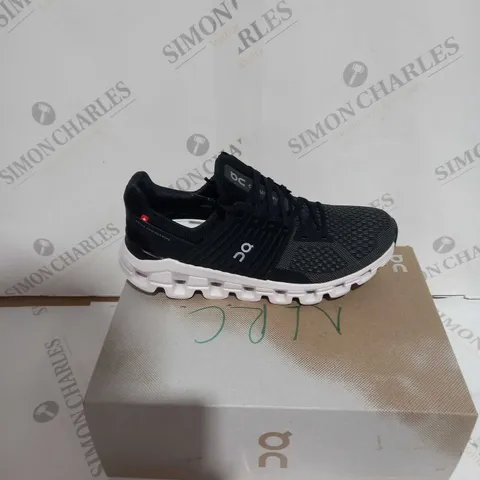 BOXED PAIR OF CLOUDSWIFT BLACK/ROCK WOMENS SIZE 8