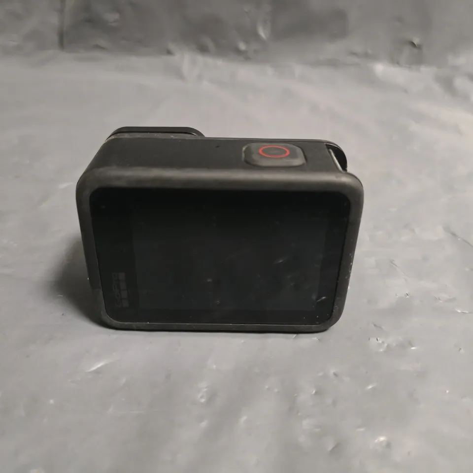UNBOXED GOPRO 11 BLACK ACTION CAMERA 