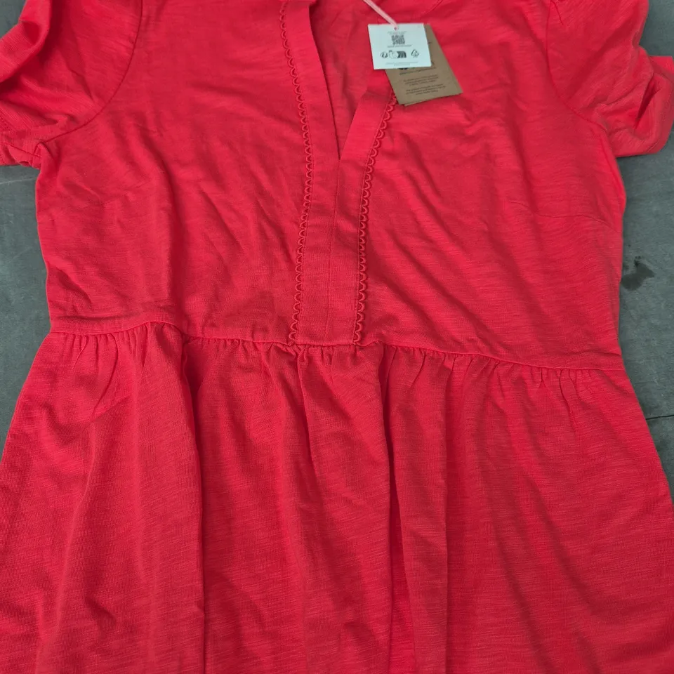 NAOMI RED SHORT SLEEVE DRESS – UK SIZE 12 (12P)