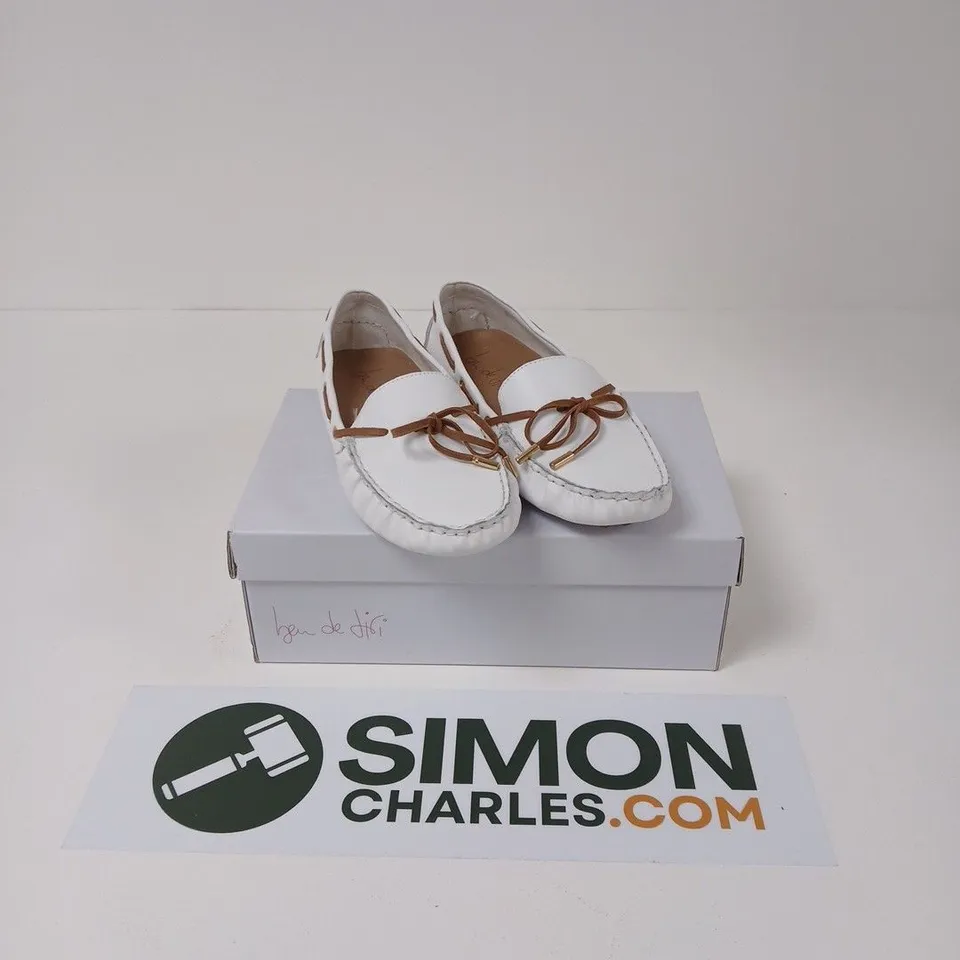BEN DE LISI BIARRITZ WHITE LEATHER MOCCASIN LOAFERS - UK 7