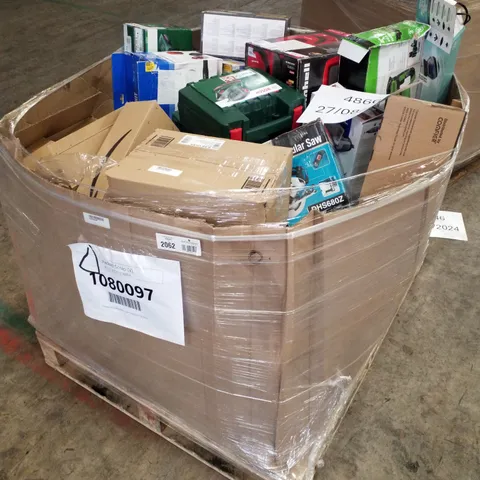 PALLET OF APPROXIMATELY 60 UNPROCESSED RAW RETURN HOUSEHOLD AND ELECTRICAL GOODS TO INCLUDE;