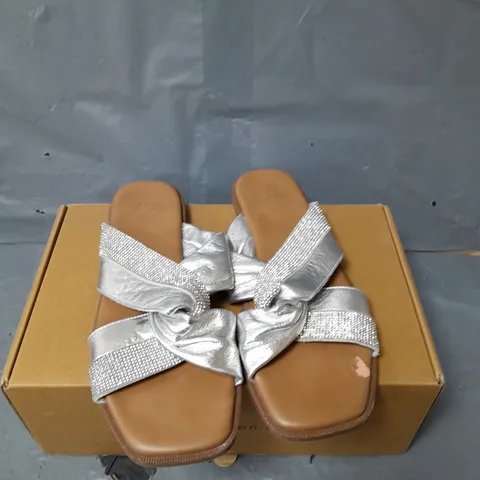 DUNE LONDON LOSSEY SANDALS - SILVER - SIZE 5