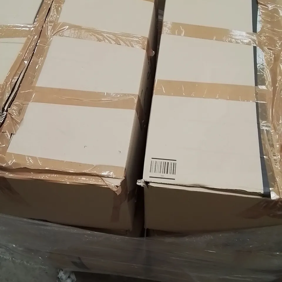 PALLET TO CONTAIN A LARGE QUANTITY OF COSMETICS