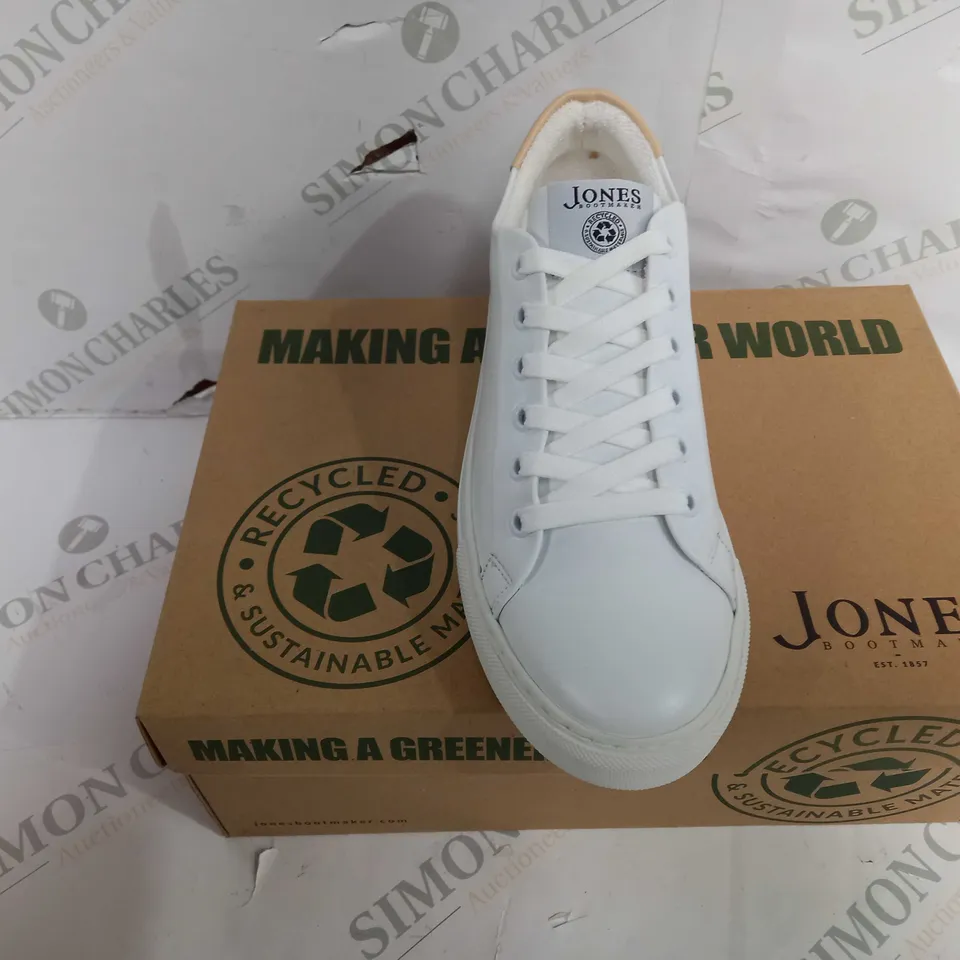 BOXED PAIR OF JONES BOOTMAKER TRAINING SHOES IN WHITE