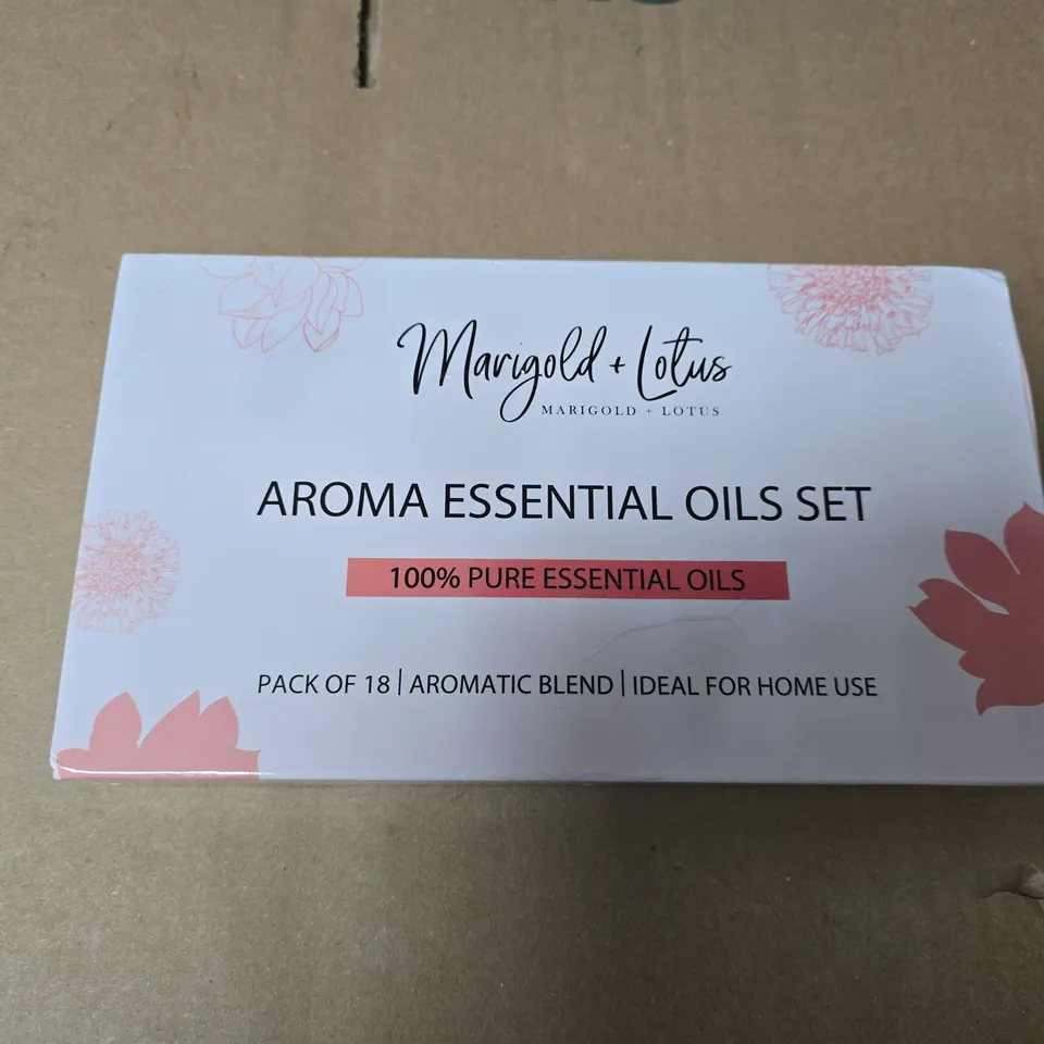 MARIGOLD + LOTUS AROMA ESSENTIAL OILS SET, PACK OF 18 BOTTLES