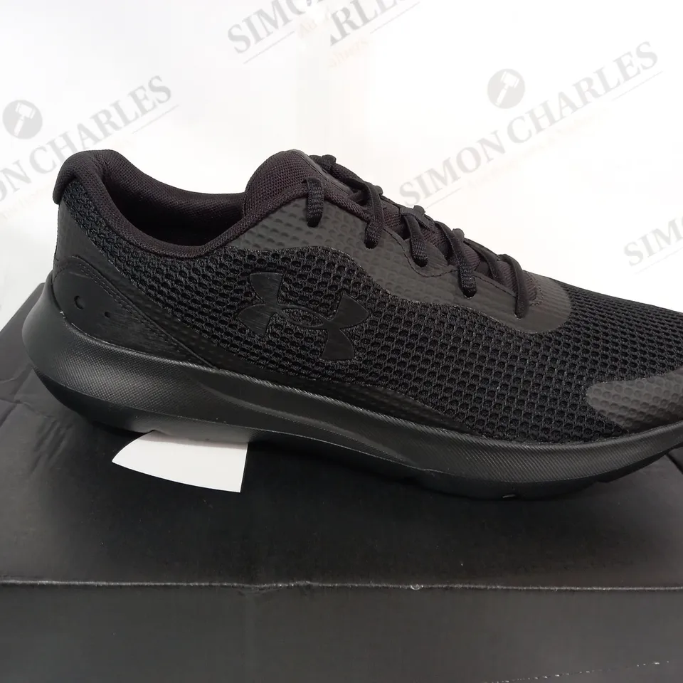 BOXED UNDER ARMOUR SURGE 3 TRAINERS - BLACK SIZE 12