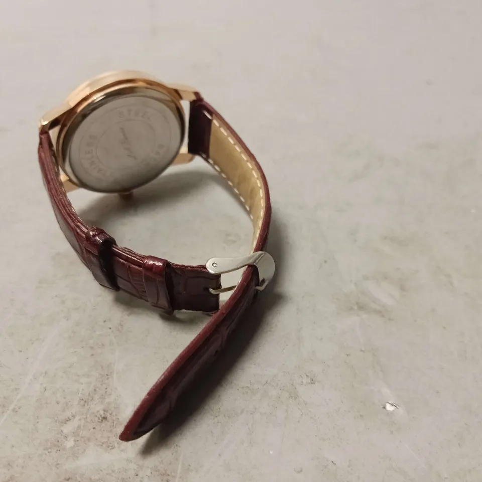 MENS LA BANUS WATCH – GOLD COLOUR CASE – LEATHER STRAP – GIFT BOX